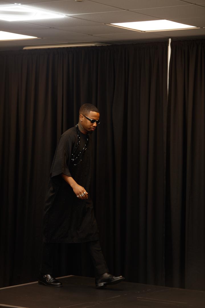 Elegant Black Agbada