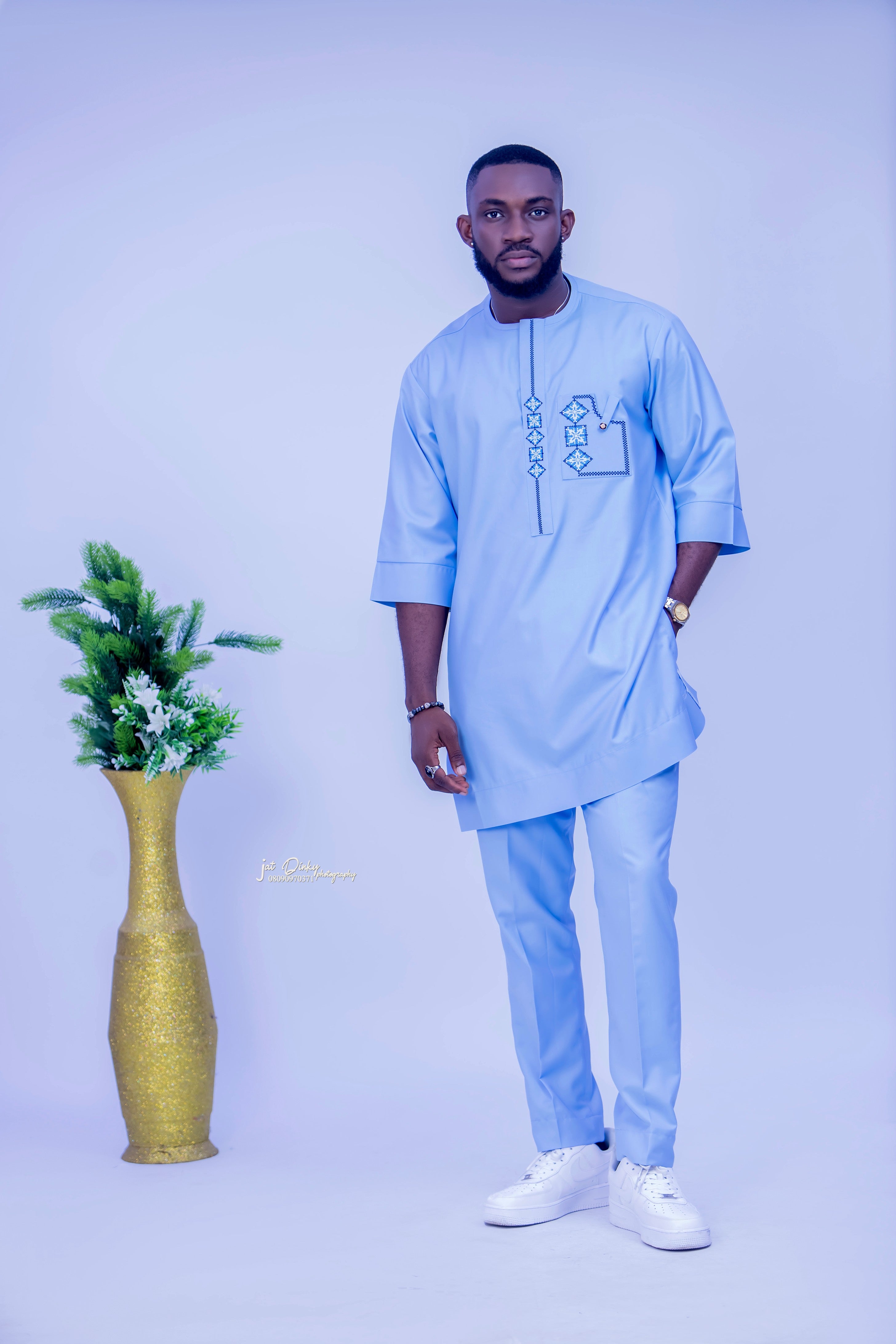 Radiant Sahara Kaftan – Luxury African Men’s Traditional Clothing | Elegant Agbada-Style Outfit