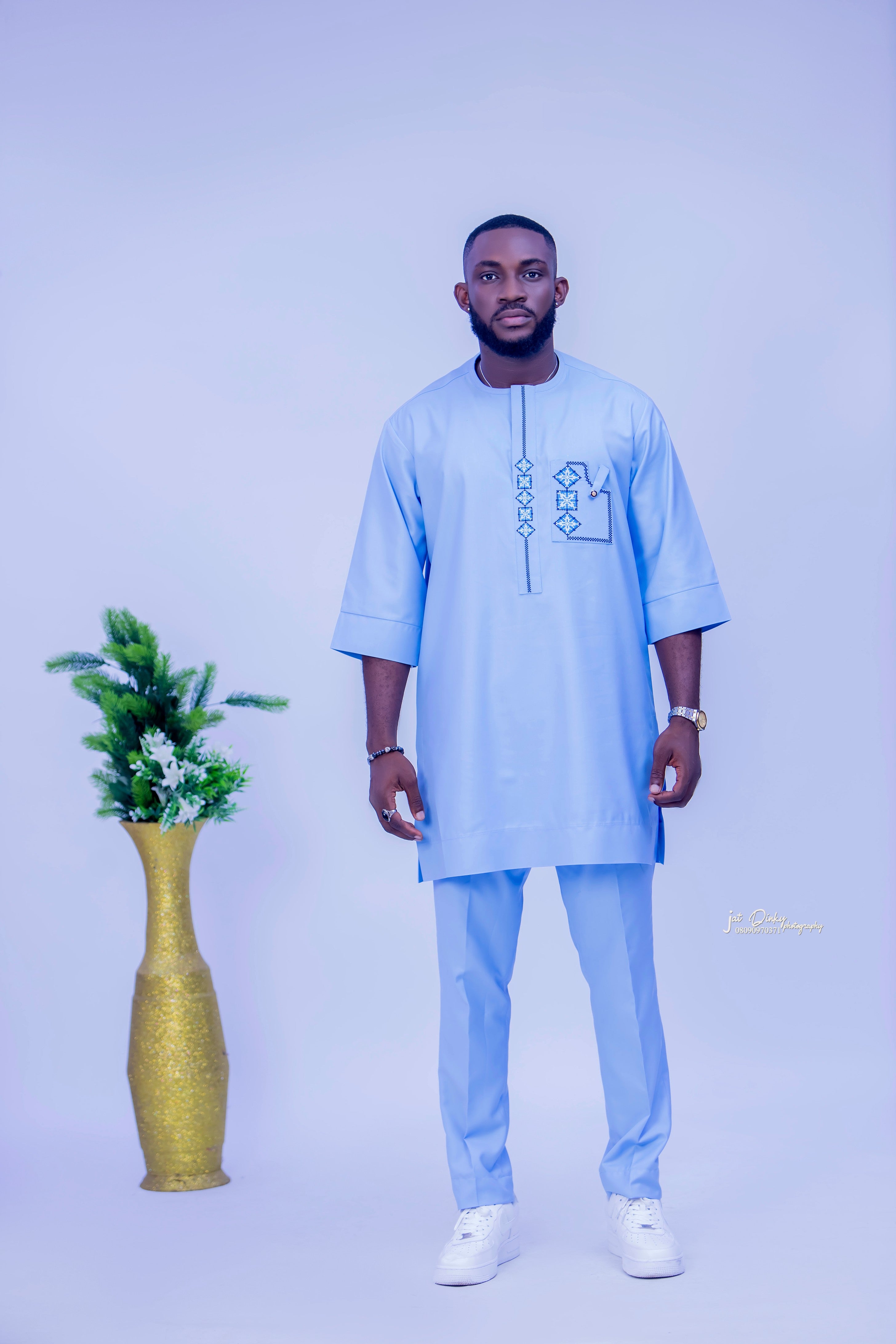 Radiant Sahara Kaftan – Luxury African Men’s Traditional Clothing | Elegant Agbada-Style Outfit