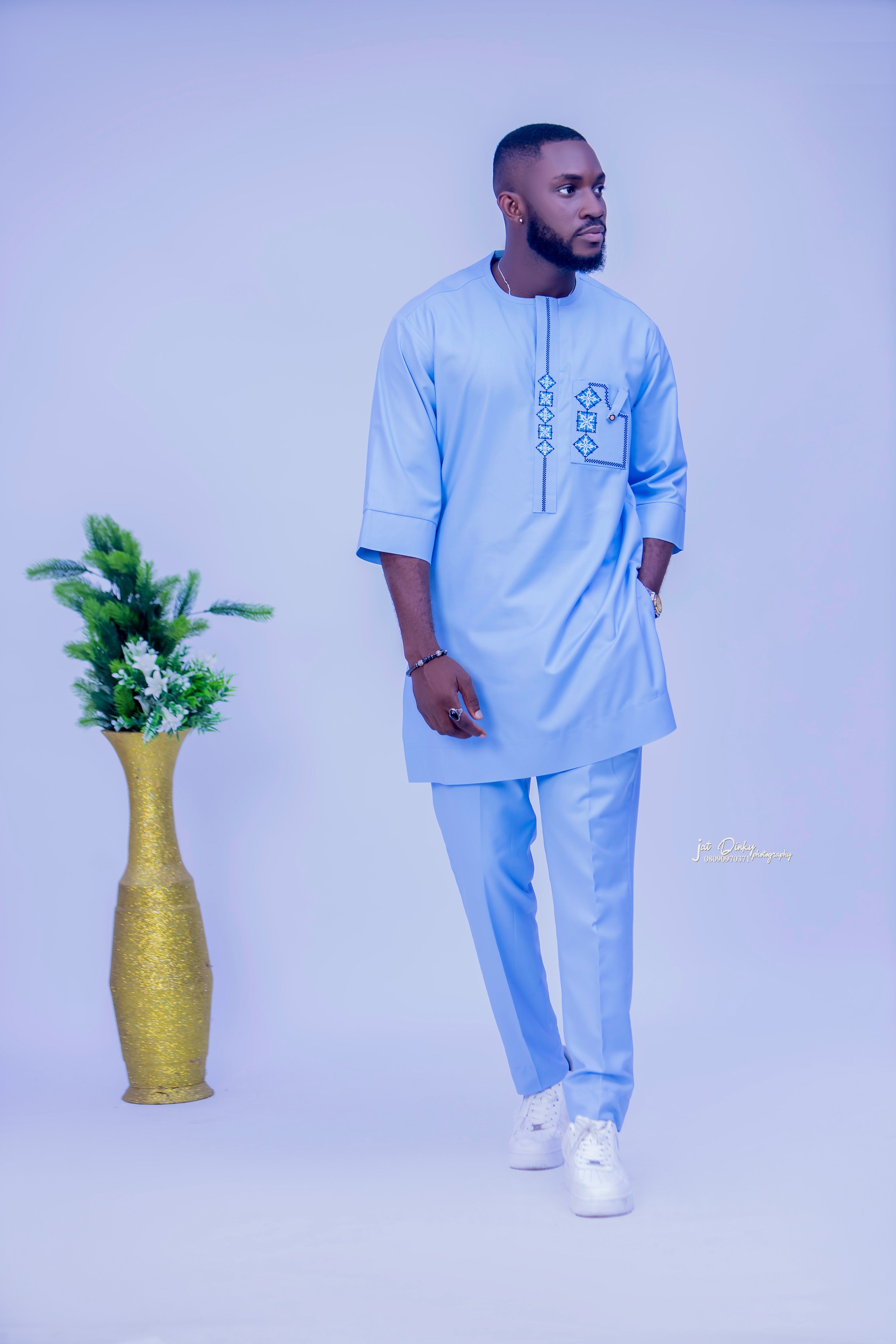 Radiant Sahara Kaftan – Luxury African Men’s Traditional Clothing | Elegant Agbada-Style Outfit