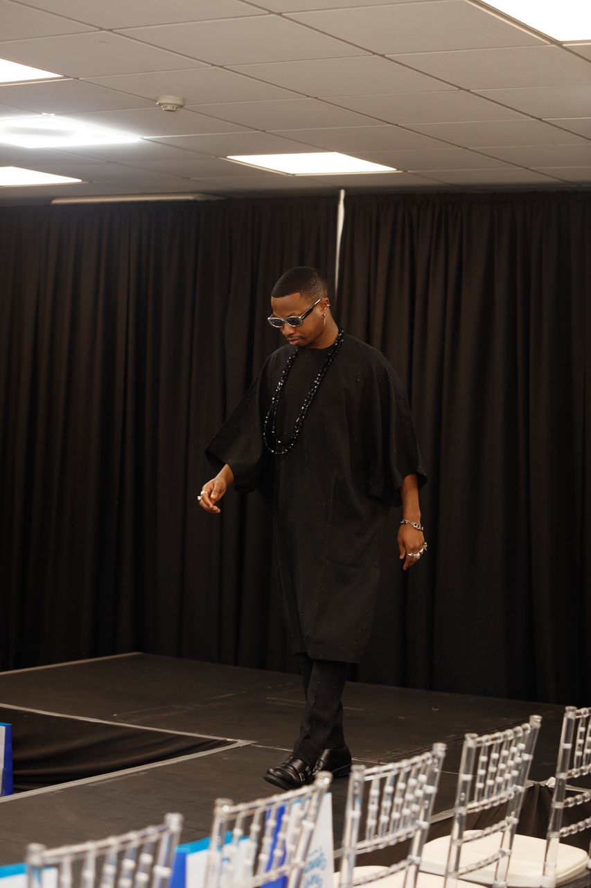 Elegant Black Agbada