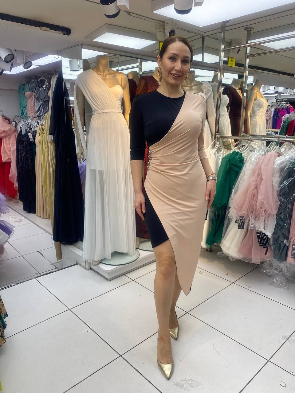 Beige & Black Asymmetrical Wrap Midi Dress Elegant One-Shoulder Body Beige & Black Asymmetrical Wrap Midi Dress Elegant One-Shoulder Body