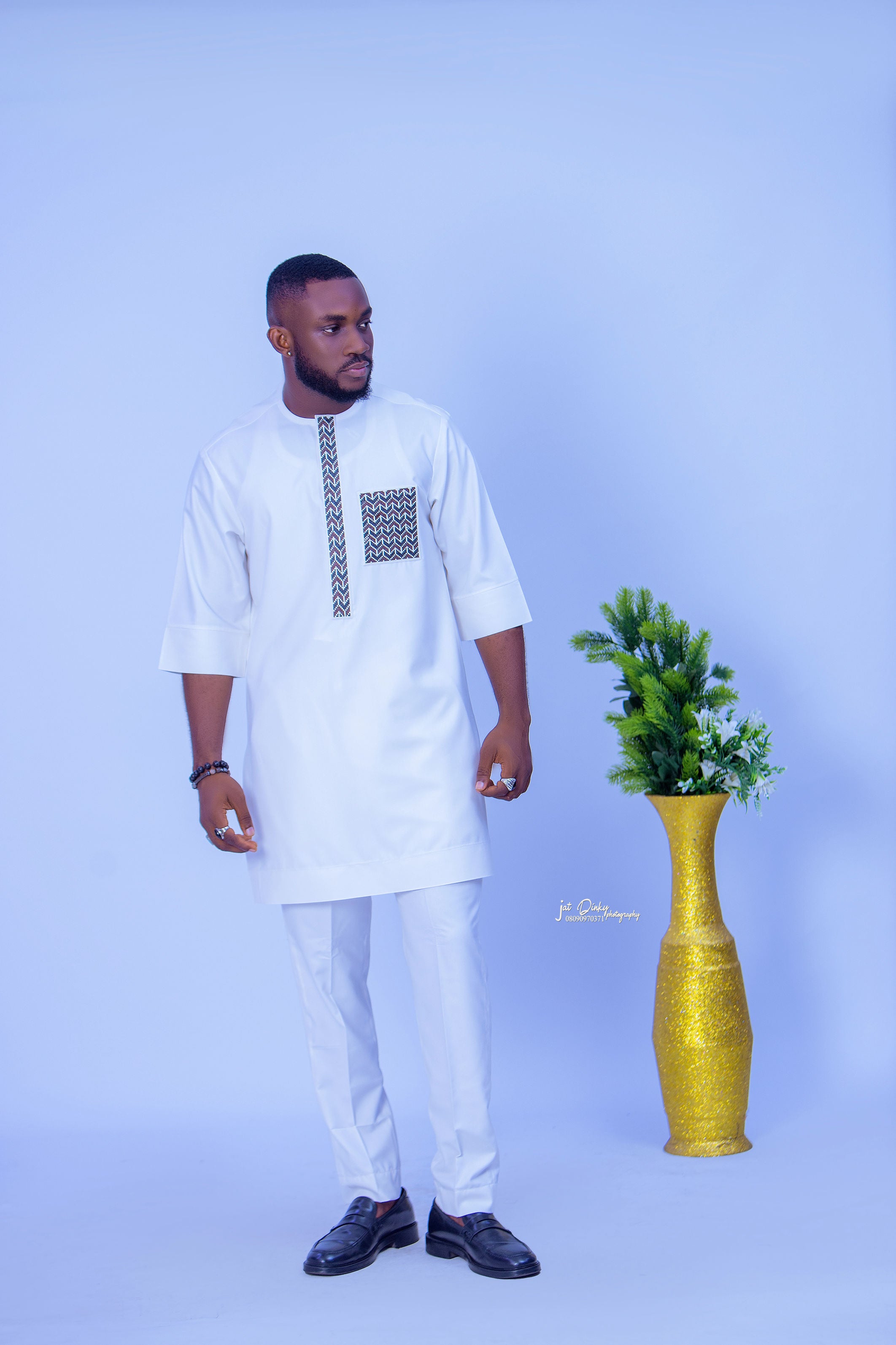 Kaftan Ivory men clothing is elegant for all  occasion and it is ready to wear.